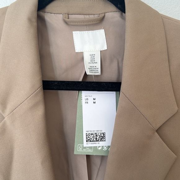 H&M Oversized Blazer - Picture 2 of 4